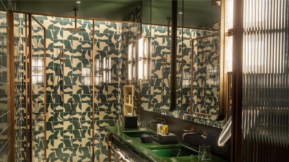 Thompson Rome Room