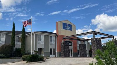 Express Inn Leesville Ft Johnson