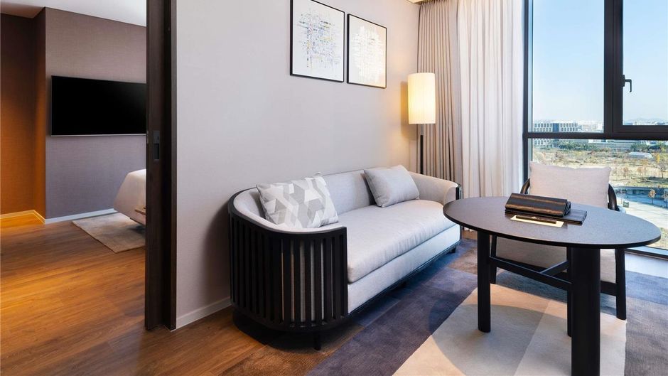 Mercure Ambassador Seoul Magok Suite