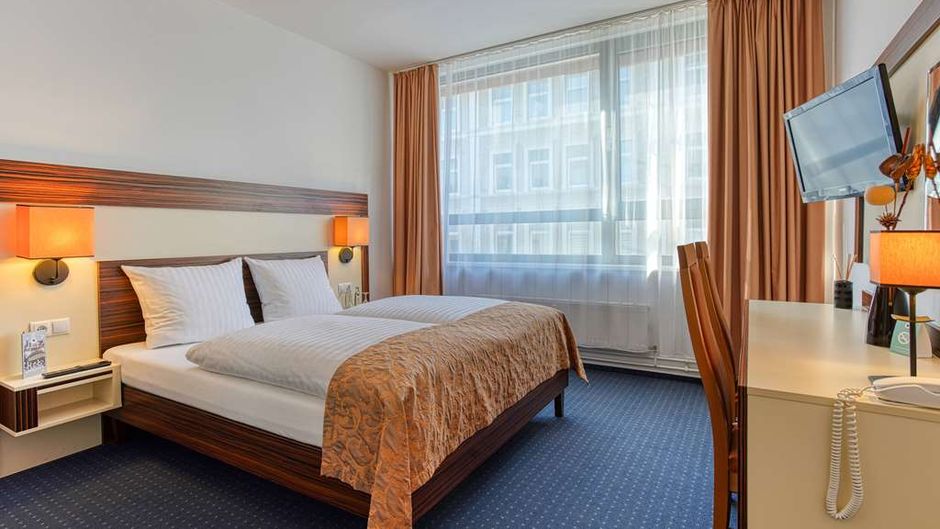 Centro Hotel Braunschweig Room