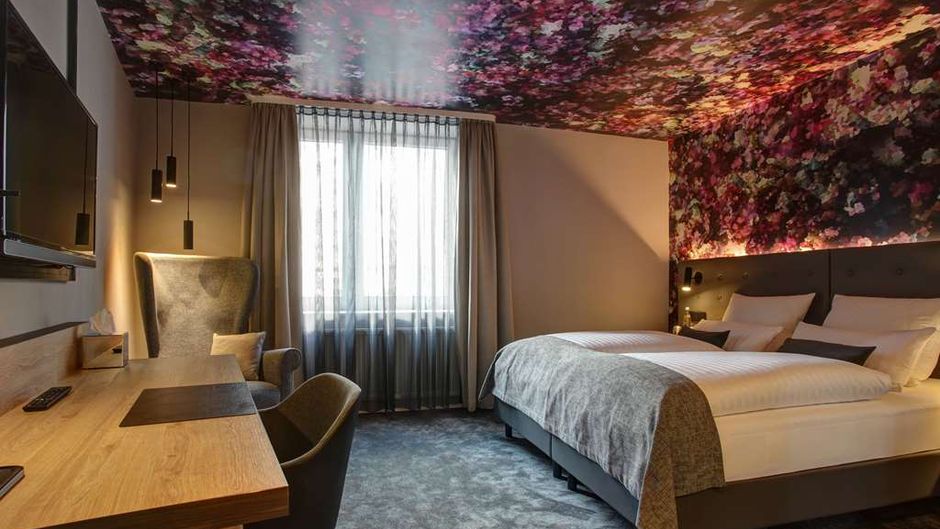 Vienna House Easy by Wyndham Hamburg Room