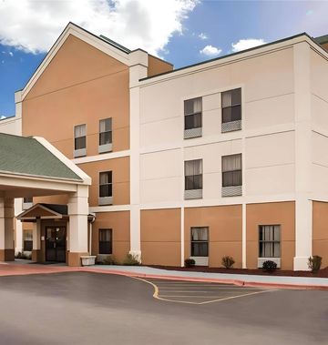 Halsted Inn and Suites Harvey-Chicago SL