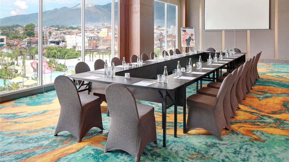 Mercure Garut City Center Meeting
