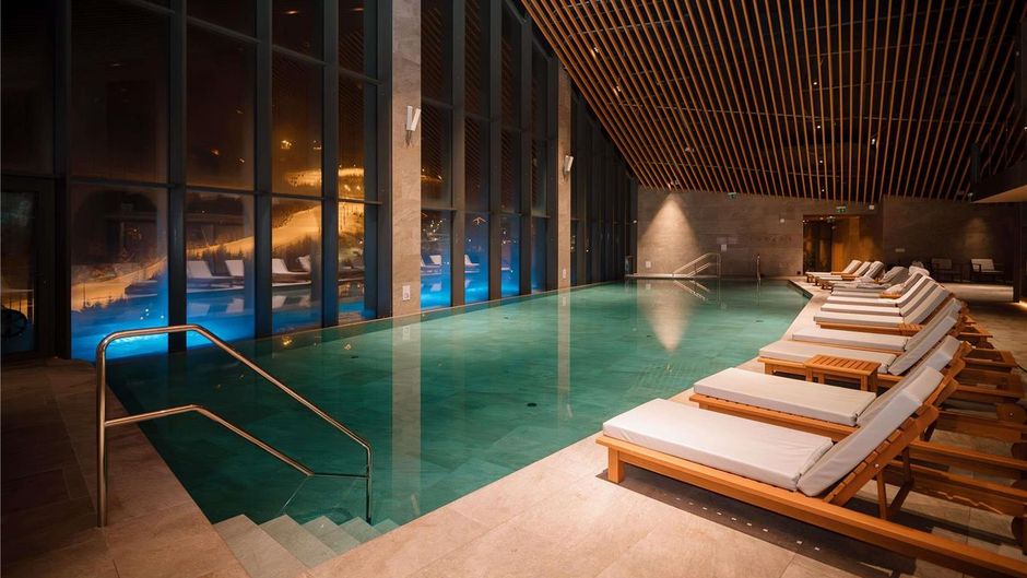 SwissOtel Damian Jasna Pool