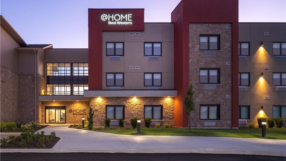 @HOME by Best Western Walkerton Exterior