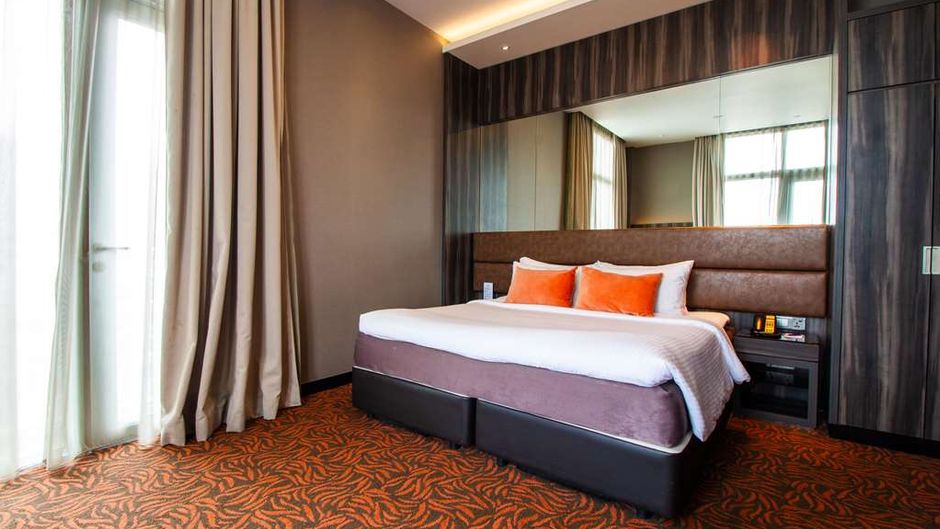 Aqueen Paya Lebar Suite