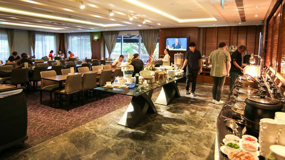 Aqueen Paya Lebar Restaurant