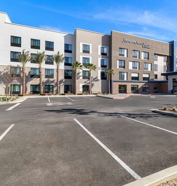 Hampton Inn and Suites by Hilton Corona