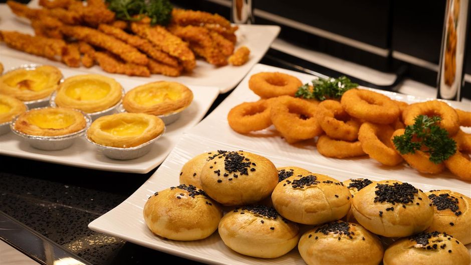 Hampton Luoyang Xinyi Street Restaurant