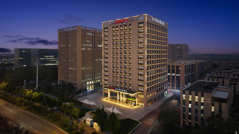 Hampton Luoyang Xinyi Street Exterior