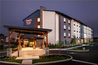 Hampton Inn and Suites Intercou
