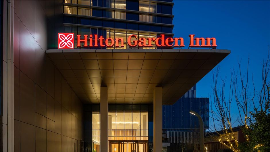 Hilton Garden Inn Xinxiang Bldg Exterior