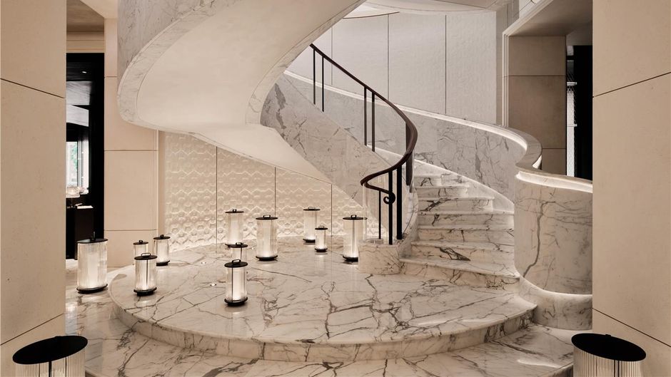 Waldorf Astoria Qiantan Lobby