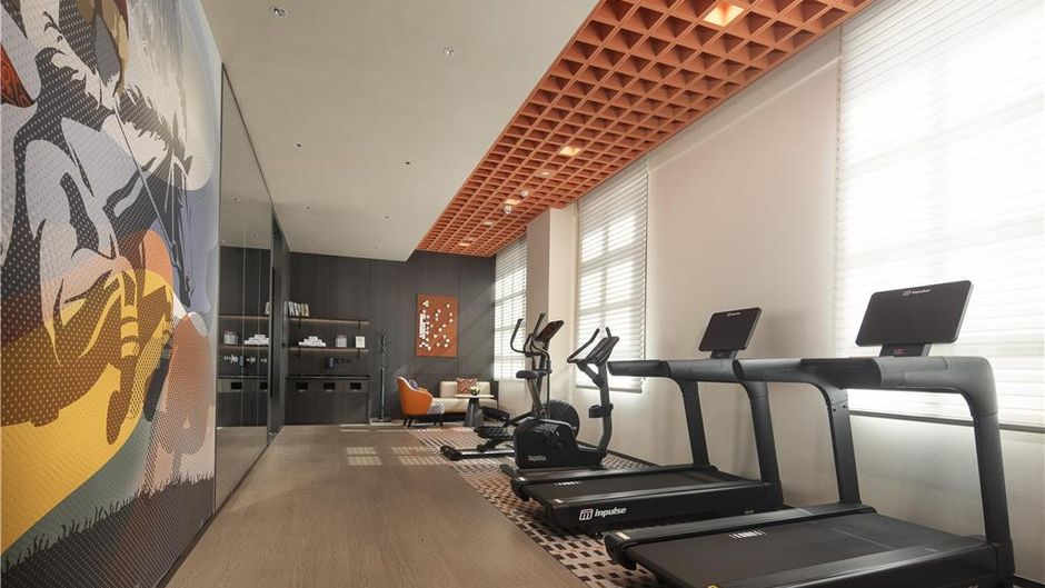 Hampton by Hilton Yining Health