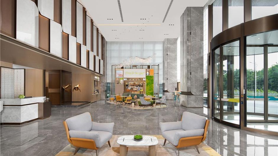 Home2 Suites Shenzhen Baoan Airport Lobby