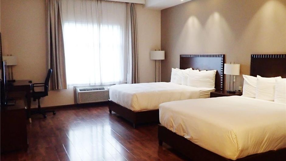 Days Inn & Suites Fort Saskatchewan Room