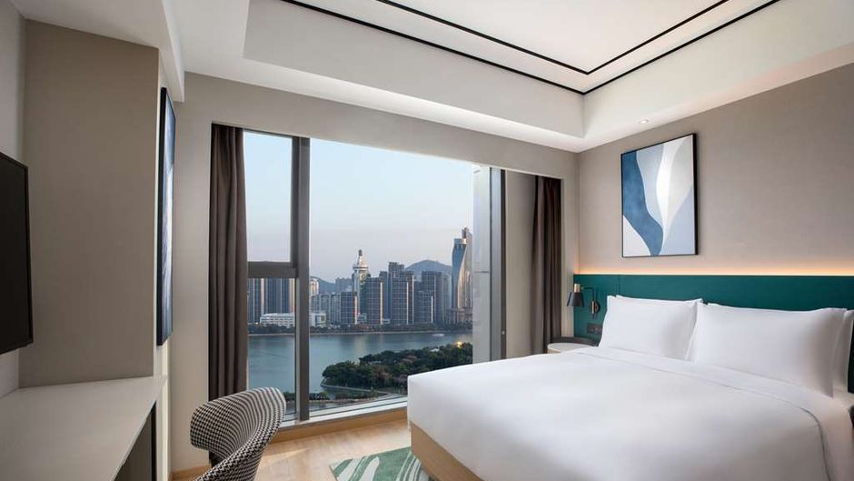 Hilton Garden Inn Xiamen Bailuzhou Park Room