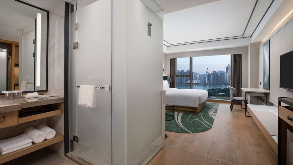 Hilton Garden Inn Xiamen Bailuzhou Park Room