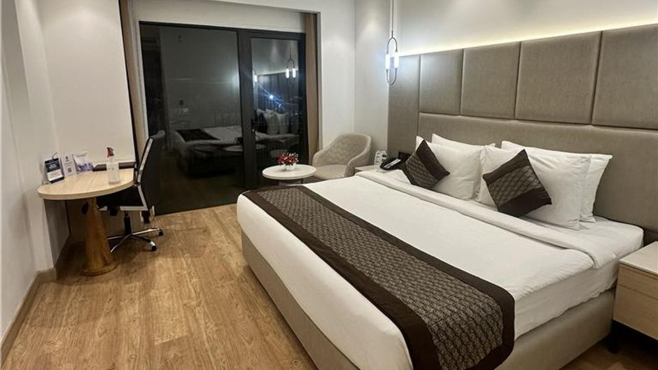 Best Western AH1 Amritsar Room