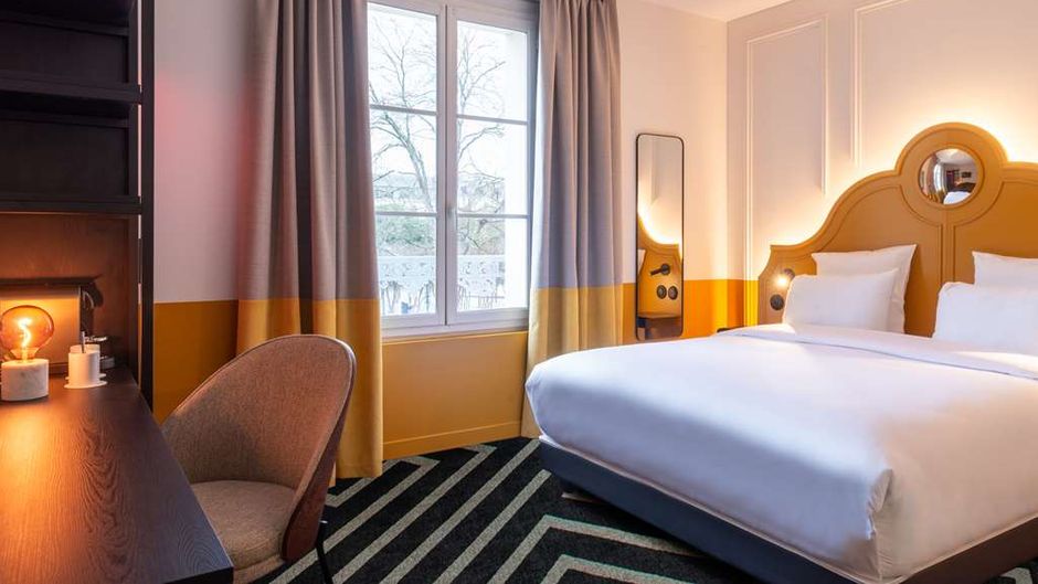 Labe Hotel Room