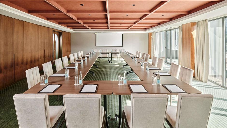 Swissotel Tashkent Meeting
