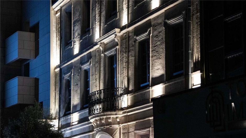 Mercure Arles Centre Arenes Exterior