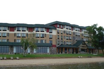 SouthShore Hotel on Lake Bemidji
