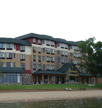 SouthShore Hotel on Lake Bemidji