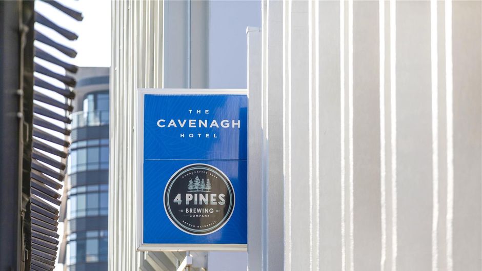 Cavenagh Hotel Exterior