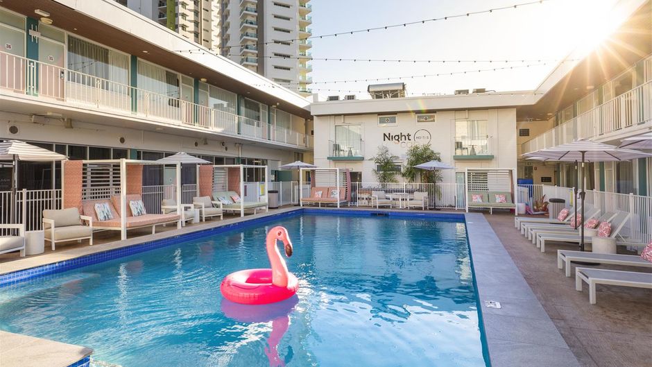 Cavenagh Hotel Pool