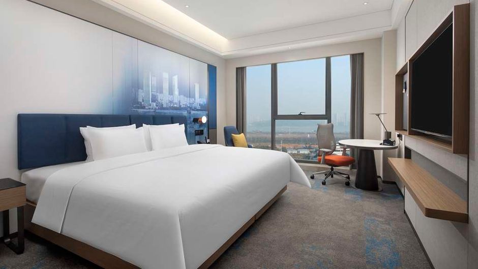 Hampton Changsha Moon Island Room