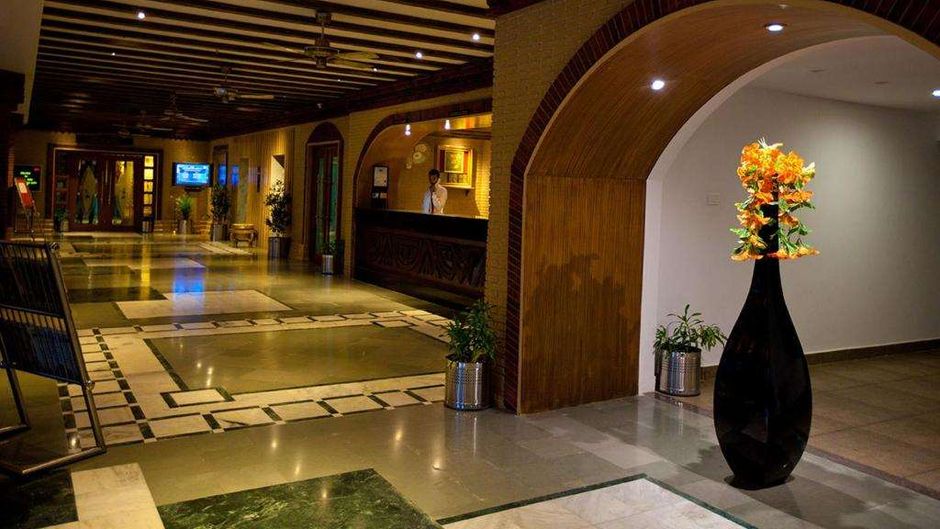 TARA Comfort Hotel Lobby
