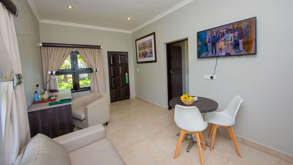Sunbird Nkopola Lodge Suite