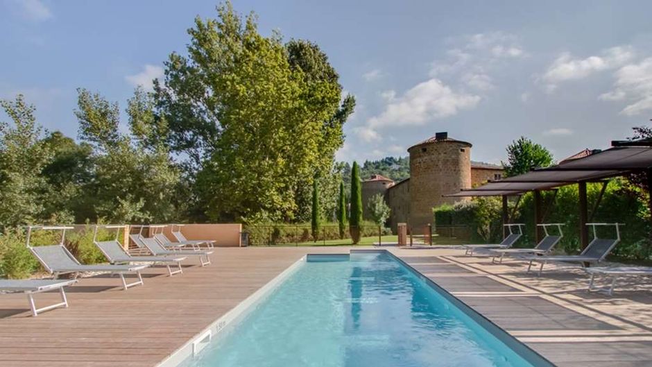 Chateau des Ducs de Joyeuse Pool