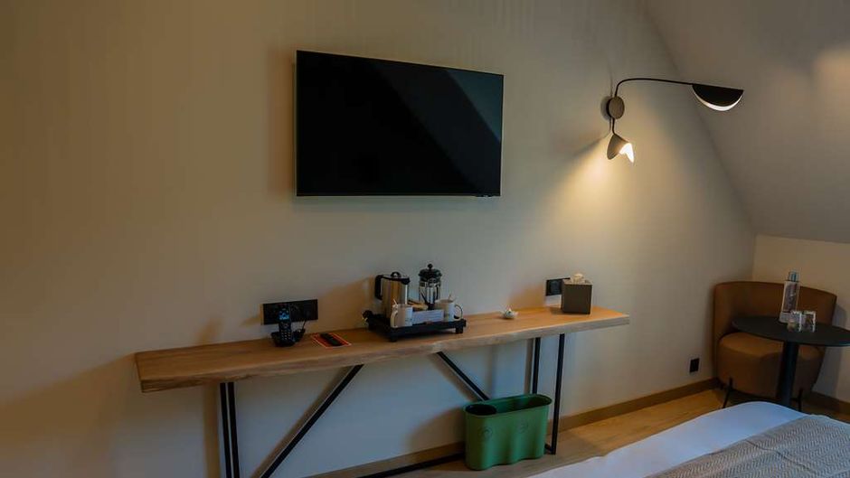 Auberge De La Caillere Suite