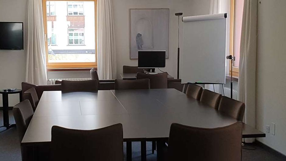 Hauser Hotel, St. Moritz Meeting