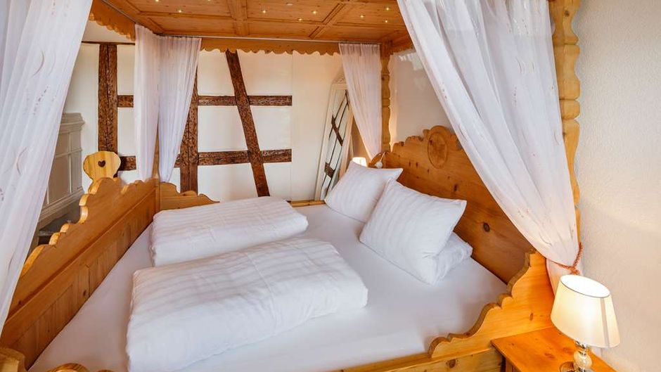 Zur Linde Gasthof Room