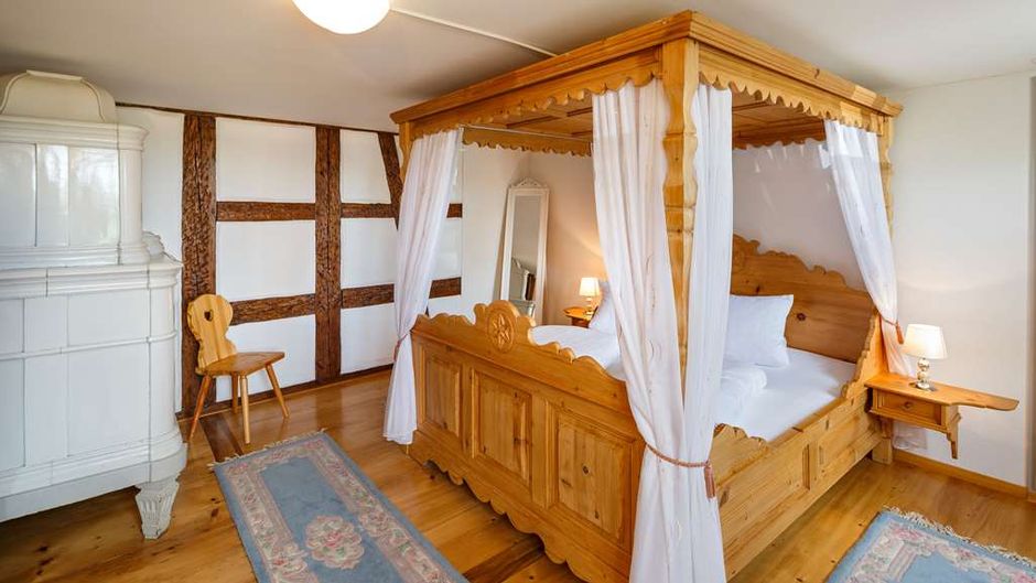 Zur Linde Gasthof Room