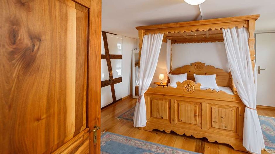 Zur Linde Gasthof Room