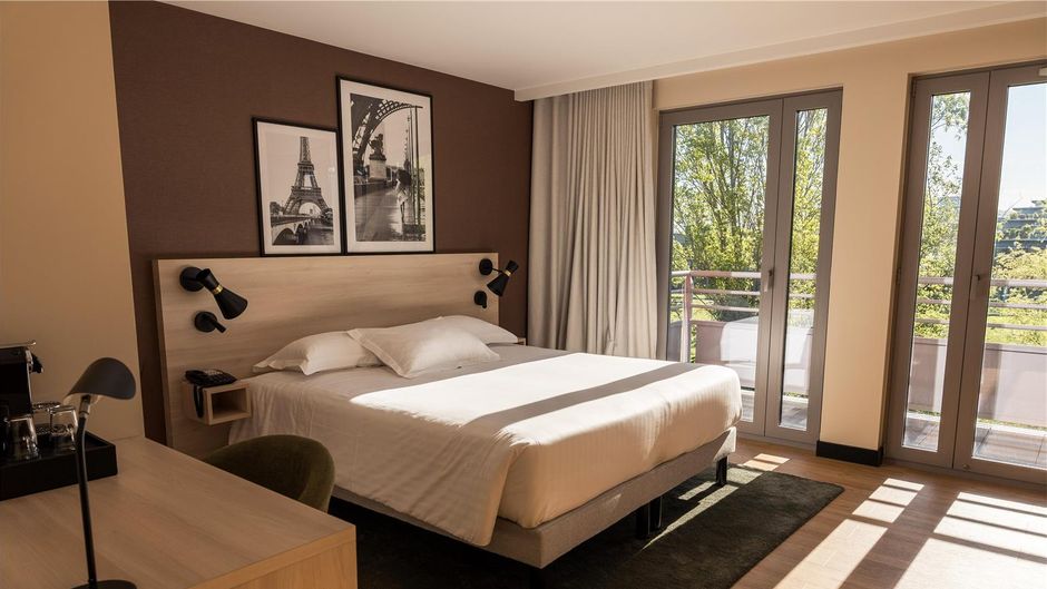 Le Relais de la Malmaison-Radisson Indiv Room