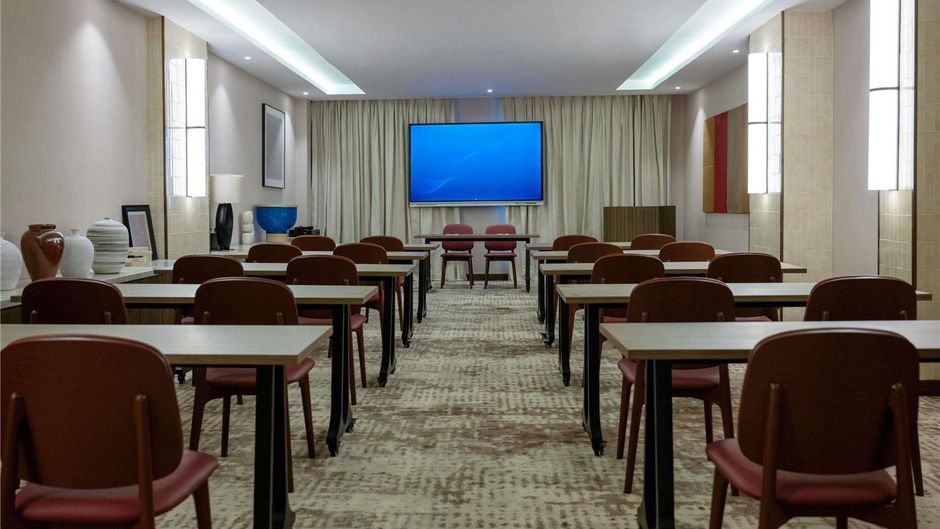 Mercure Hotel Khamis Mushayt Meeting