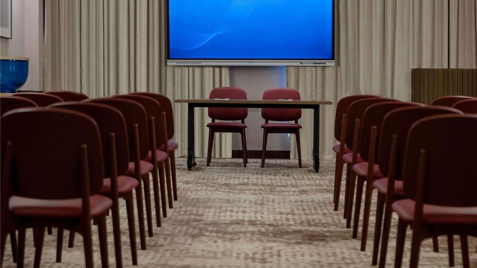 Mercure Hotel Khamis Mushayt Meeting