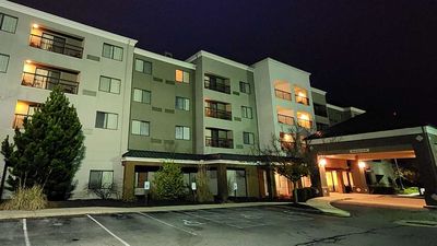 Country Inn & Suites Altoona