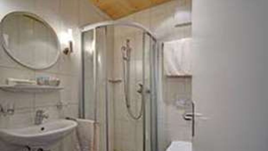 Weisses Rossli Room