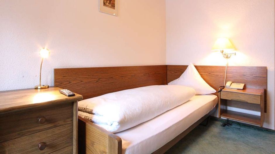 Hotel Bernerhof Kandersteg Room