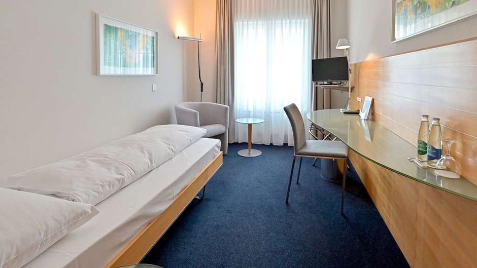 Zofingen Swiss Quality Hotel Room