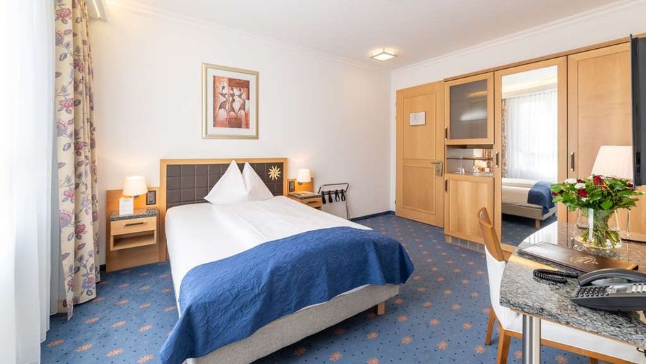 Turmhotel Victoria Room