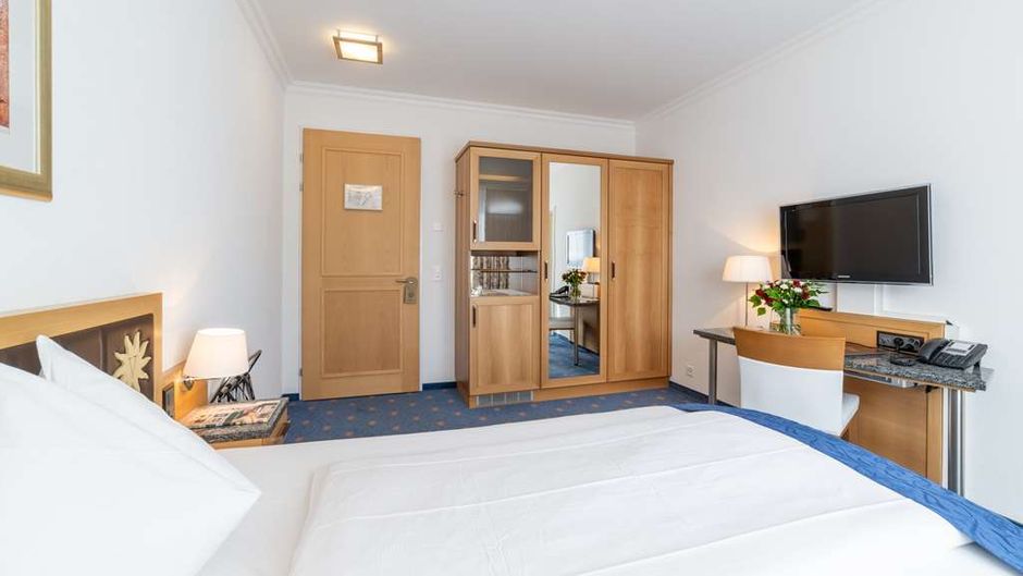 Turmhotel Victoria Room