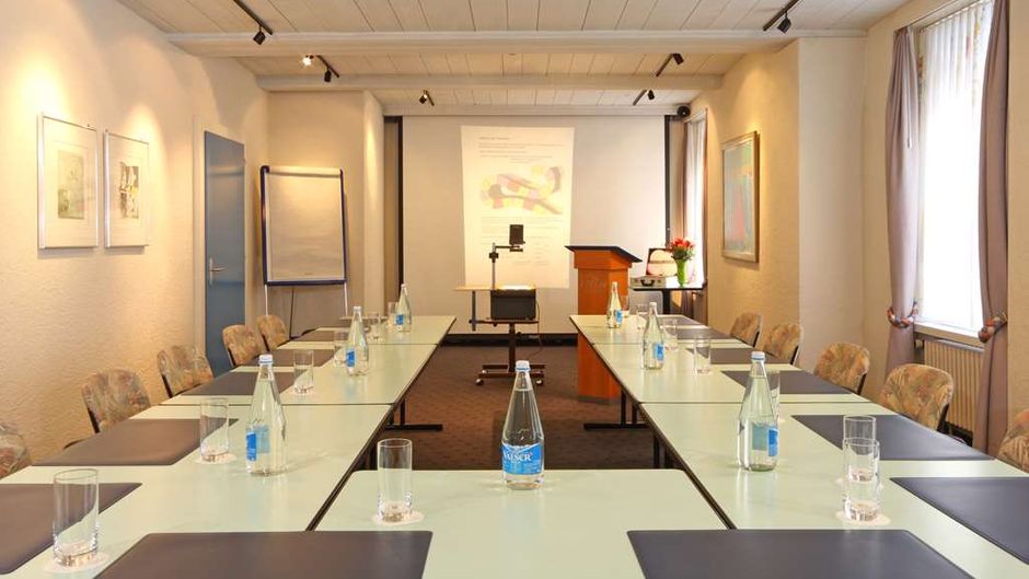 Stella Hotel Meeting