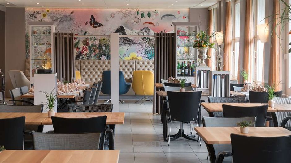 Stella Hotel Restaurant
